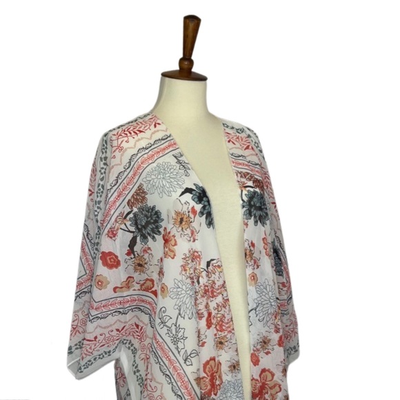 Boho Creamy White Floral Kimono Wrap Beach Coverup - Picture 11 of 16